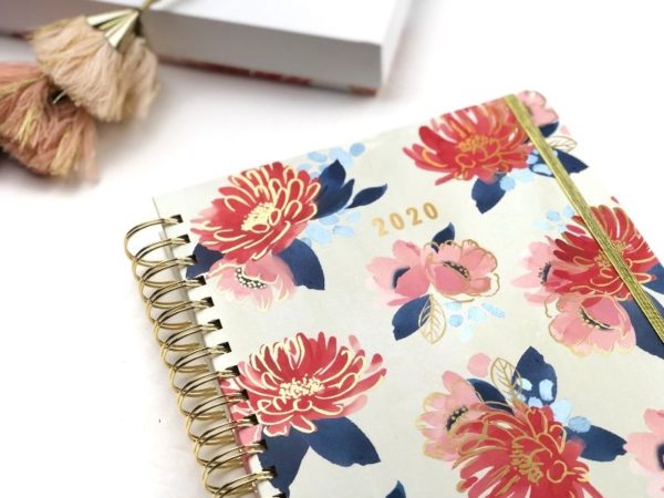 Simple Organization and Planner Ideas using a Devotional Planner ...